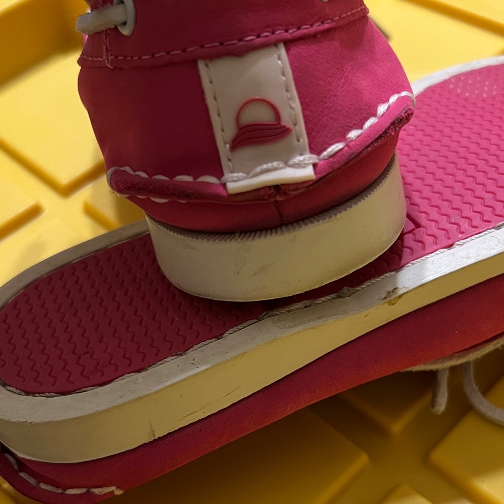Maui Island Pink Boat Shoes - Picture 5 of 6